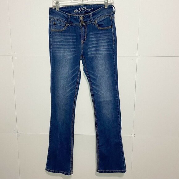 Wallflower Jeans Flared Leg Mid-Rise Embroidered Pockets Juniors Sz 7 W29/L29 - Picture 1 of 7